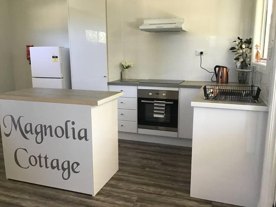 Magnolia Cottage 科夫斯港 外观 照片